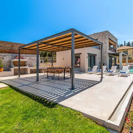 Villa Orion Tsoukaladhes