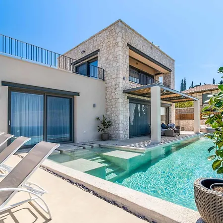 Orion Τσουκαλάδες